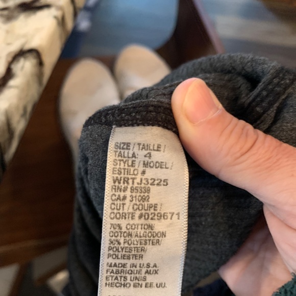 James Perse‎ ribbed light mock neck top. Maybe worn once. Retail 129 - Picture 4 of 4